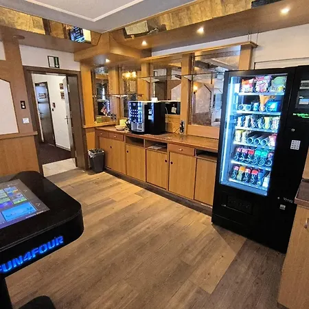 Smart 2 Bb2 322 מלון